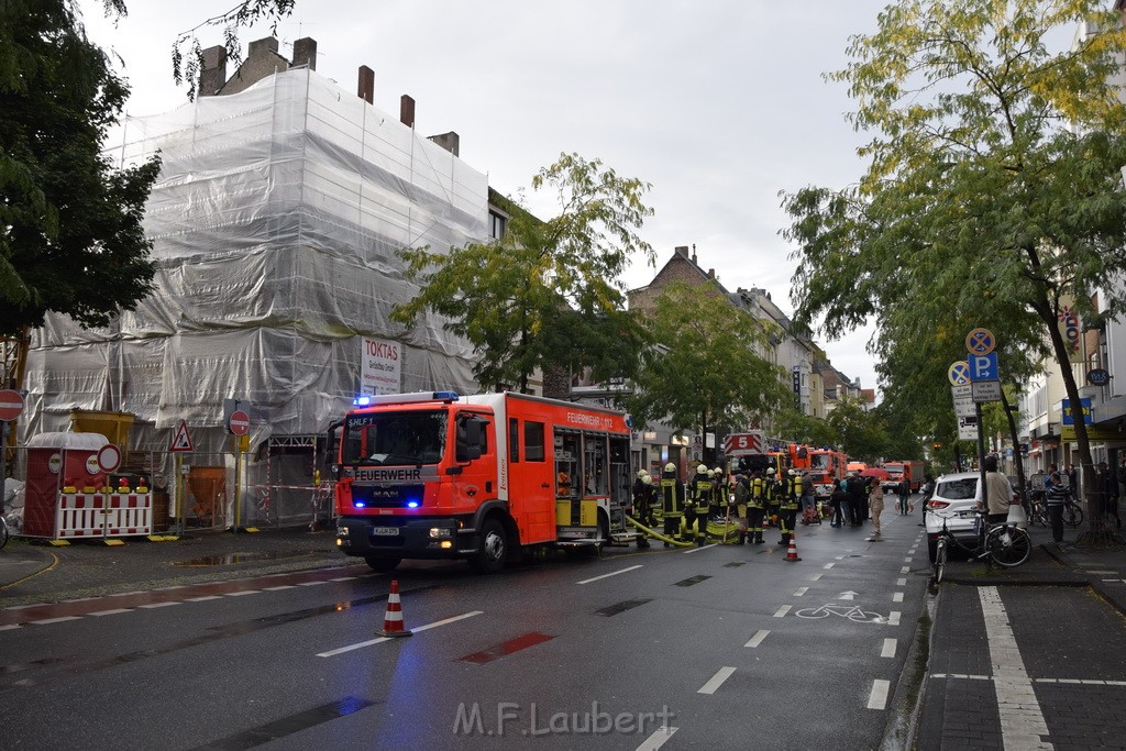 Feuer 2 Koeln Nippes Neusserstr P050.JPG - Miklos Laubert